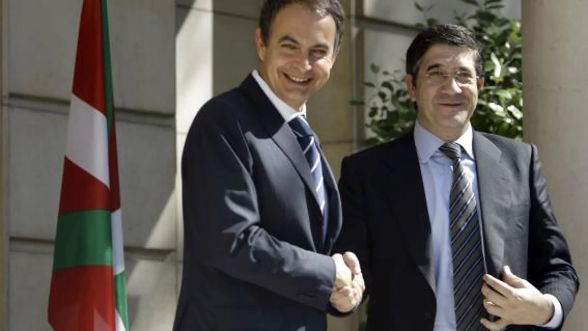Zapatero y López en una foto de archivo