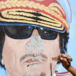 Los librios han de luchar para liberarse de la paranoia, la depravación y el carácter retorcido de Gadafi