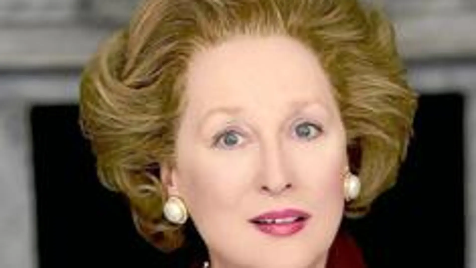 Meryl Streep, caracterizada como Margaret Thatcher