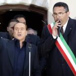 Berlusconi visita este miércoles Lampedusa