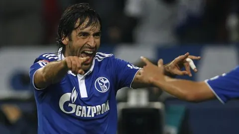 Raúl se olvida del derbi con dos goles