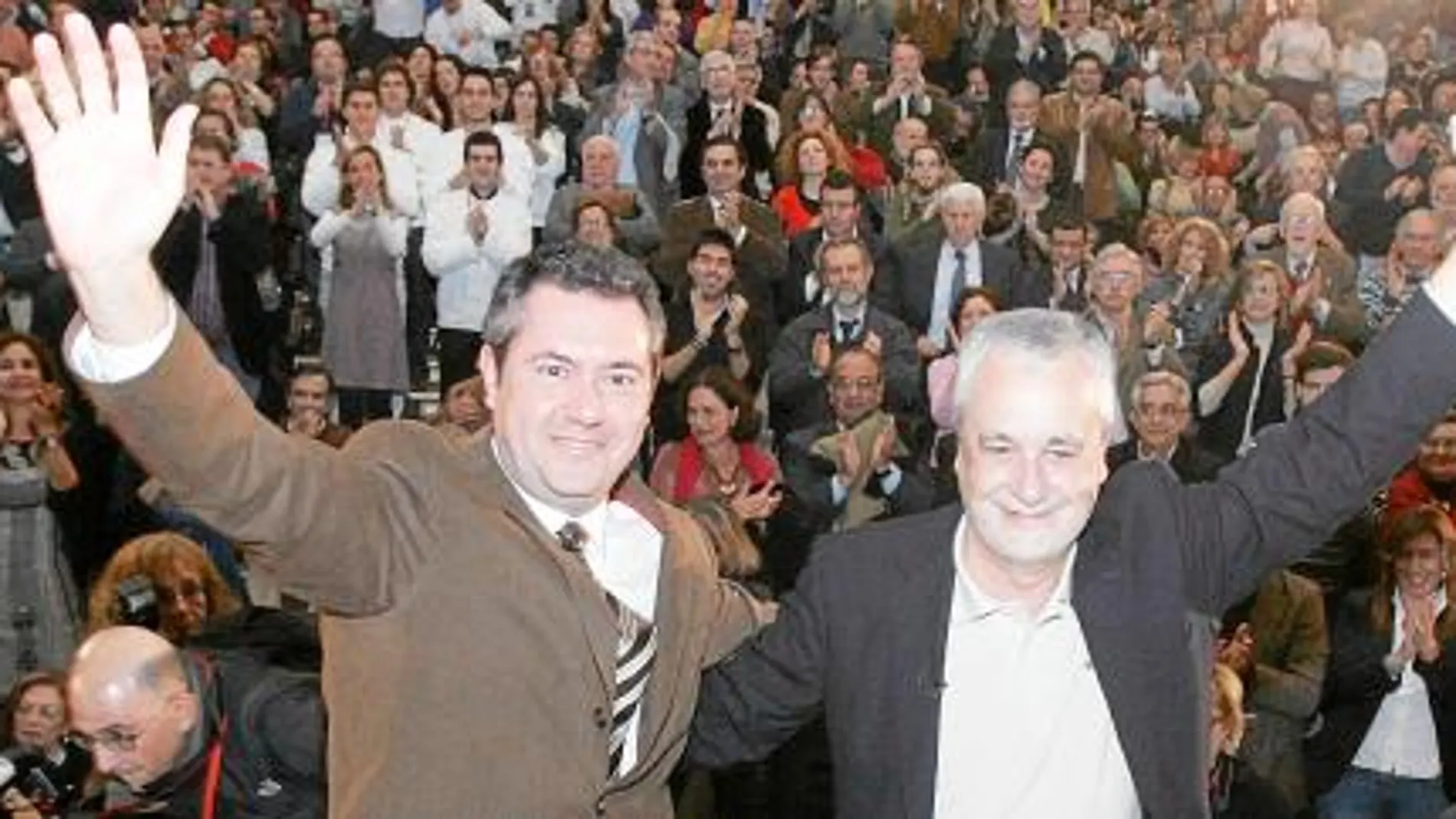 José Antonio Griñán y Juan Espadas en un mitin