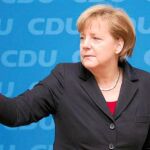 Merkel y la UE aplauden la «valentía» de Rajoy