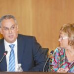 El alcalde de Benidorm y la madre de Leire Pajin el día de la moción de censura por la que fueron declarados «tránsfugas de libro»
