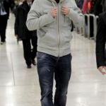 Higuaín aterrizó ayer en Madrid tras ser operado de una hernia de disco la semana pasada en Chicago