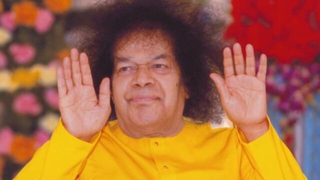 Sai Baba era idolatrado por millones de fieles