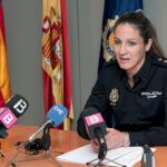 La portavoz de la Jefatura Superior de Policia de Baleares, Janka Jurqiewicz, informa del suceso