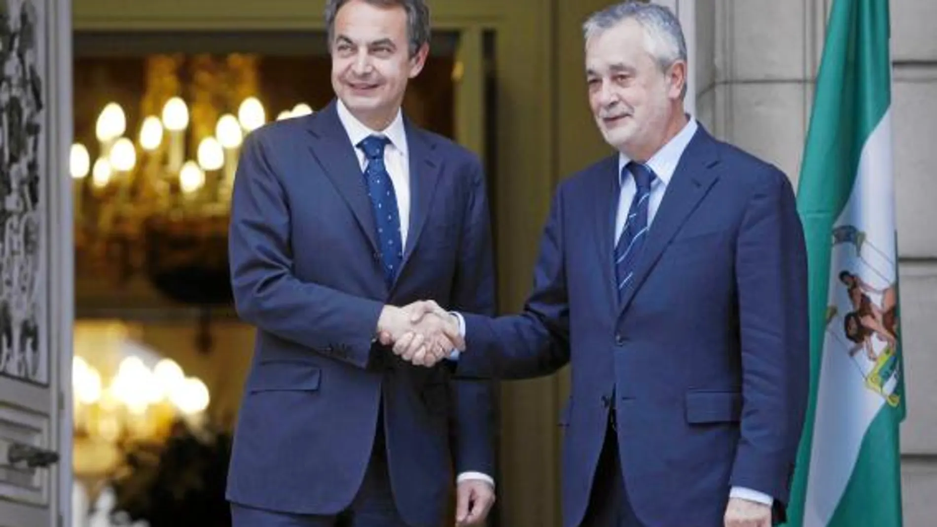 Rodríguez Zapatero y José Antonio Griñán, ayer durante su encuentro en La Moncloa