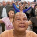 Los seguidores del mandatario venezolano se han concentrado en las iglesias para pedir por su salud