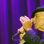 Leonard Cohen qué fue primero el poeta o el cantante
