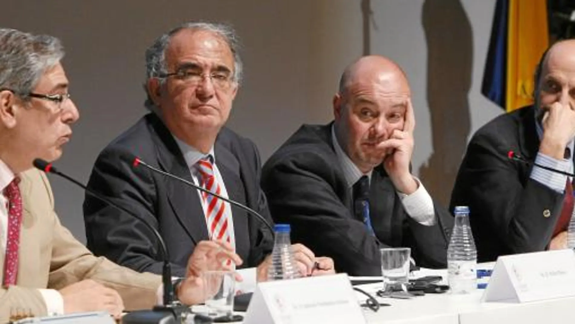 «El todo gratis lleva al empobrecimiento cultural»