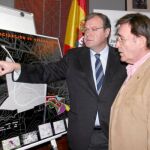 El consejero Antonio Silván y el alcalde de Cuéllar, Jesús García, presentan el proyecto ‘Trascastillo'