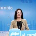 La portavoz del Partido Popular andaluz, en una imagen de archivo compareciendo ante los medios en la sede regional de la formación