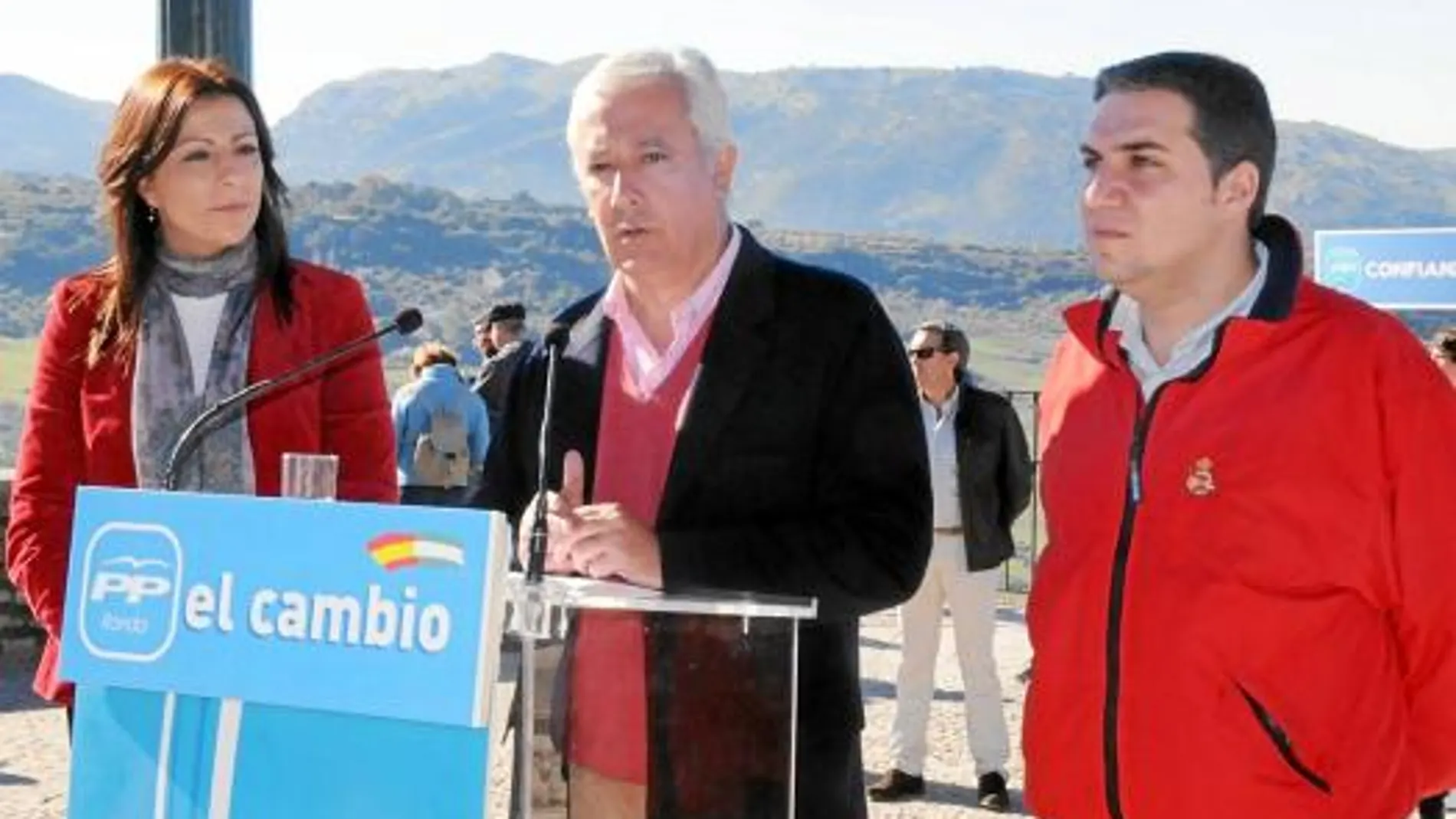 El presidente del PP-A, Javier Arenas, ayer, en Ronda