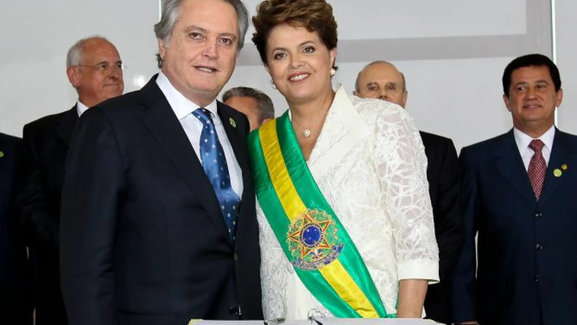 La presidenta brasileña, Dilma Rousseff, y su ex ministro de Agricultura, Wagner Rossi