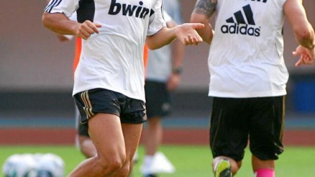 Cristiano Ronaldo y Sergio Ramos, durante un entrenamiento en China
