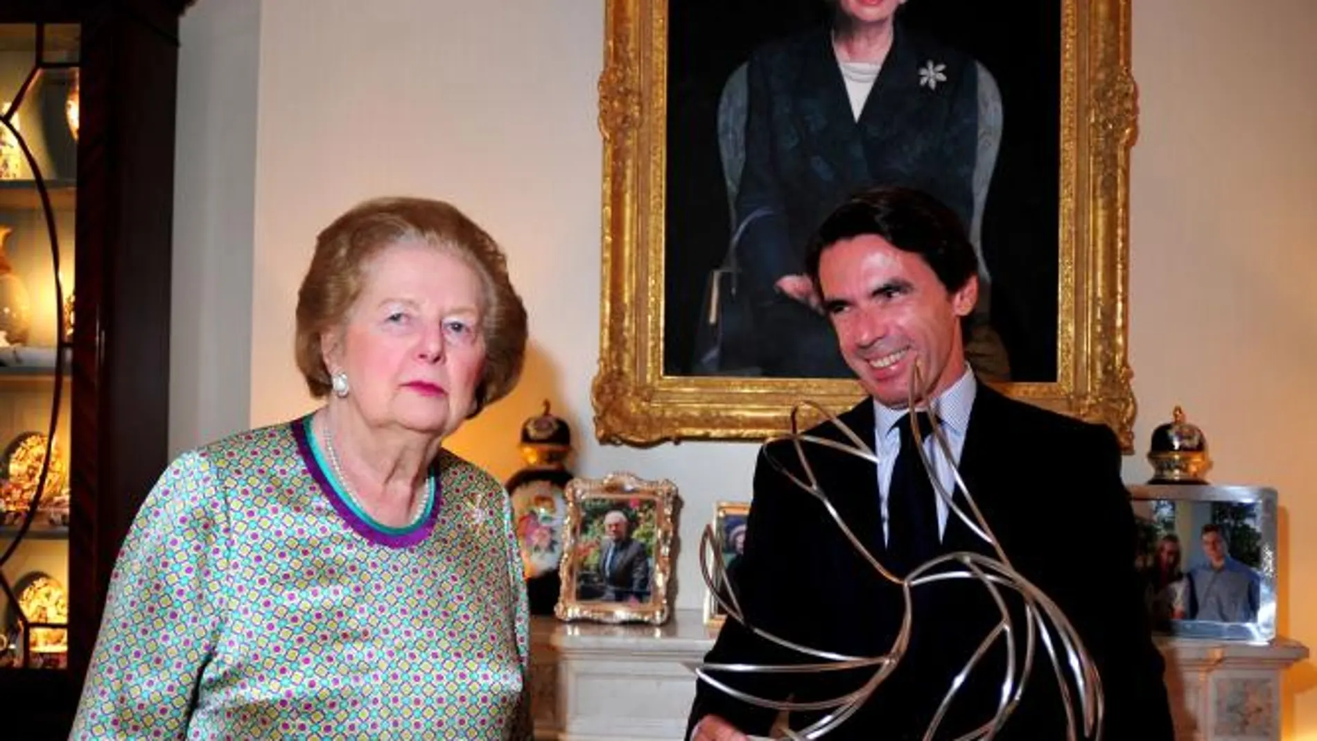 Aznar entrega a Margaret Thatcher el «Premio FAES de la Libertad»