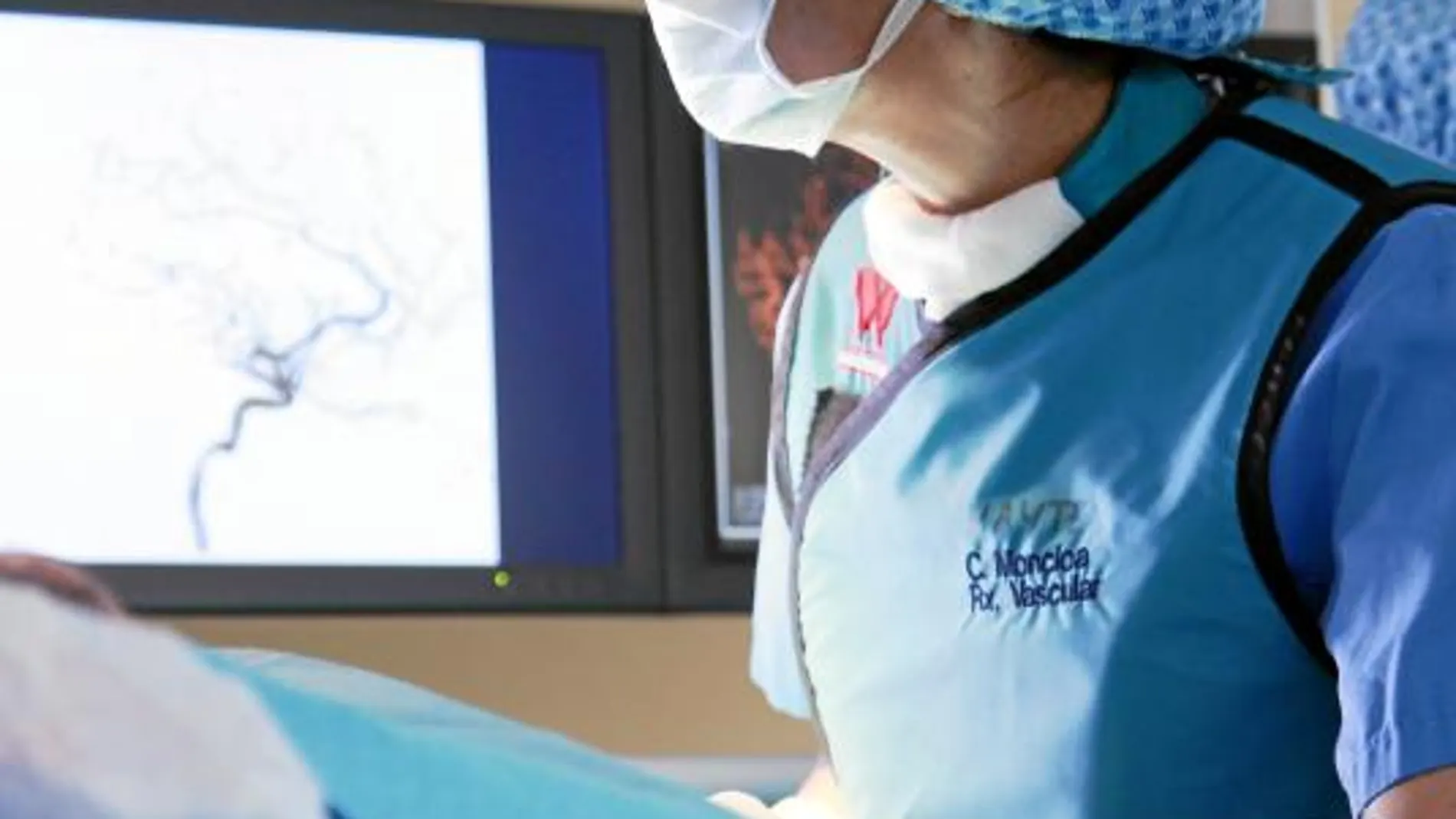 La sanidad privada aporta el 33 por ciento de las camas del sistema sanitario y participa en más de 400 ensayos clínicos, según el estudio