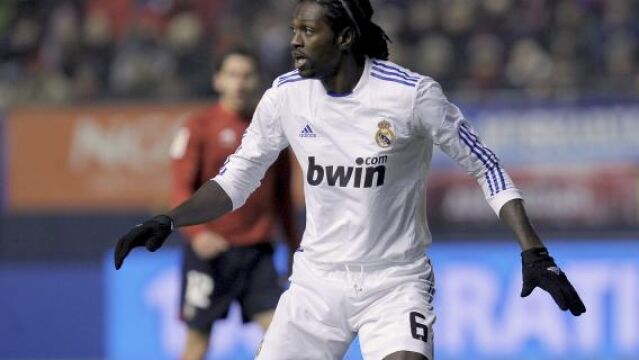 Adebayor, en su etapa de jugador del Real Madrid