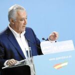 Arenas: «El sistema financiero andaluz no se puede quedar en la indigencia»