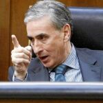 Ramón Jáuregui defiende el plan de austeridad de Artur Mas