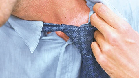 ¿Ahorra energía no llevar corbata?