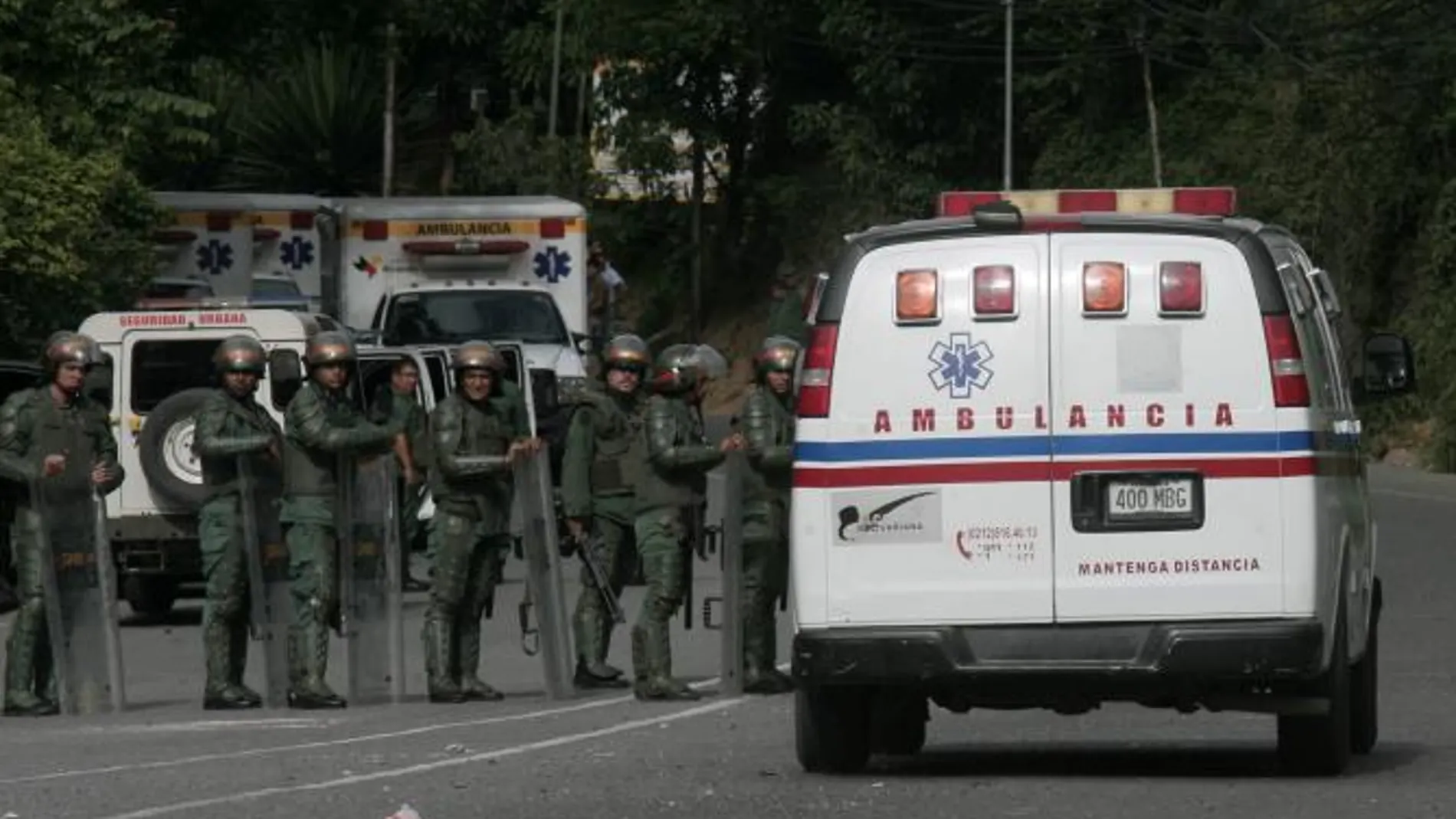 Dos militares muertos y 20 heridos en un motín en una cárcel de Venezuela