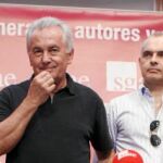 De izda. a dcha., los miembros de la Junta Directiva de la SGAE Caco Senante, Víctor Manuel, Sabino Méndez y Ernesto Caballero