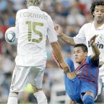Coentrao fue el primer recambio del que «Mou» echó mano cuando el Barça iba arriba en el marcador el domingo en la ida de la Supercopa