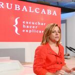 Elena Valenciano ultimaba ayer los preparativos para el acto de proclamación de Rubalcaba en el Palacio de Congresos