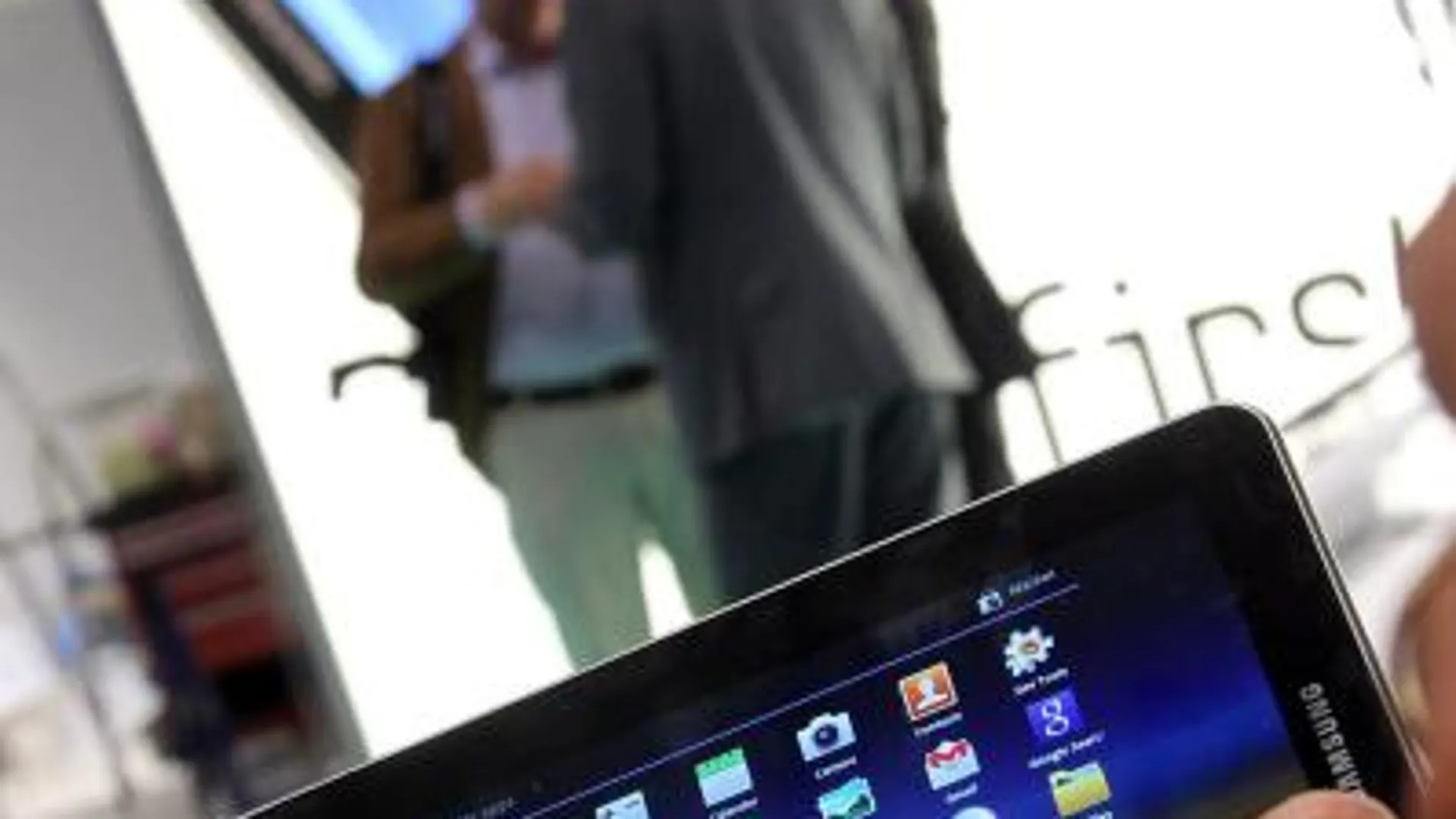 Samsung denuncia a Apple en Francia
