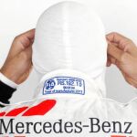 Lewis Hamilton, en el box del circuito de Suzuka