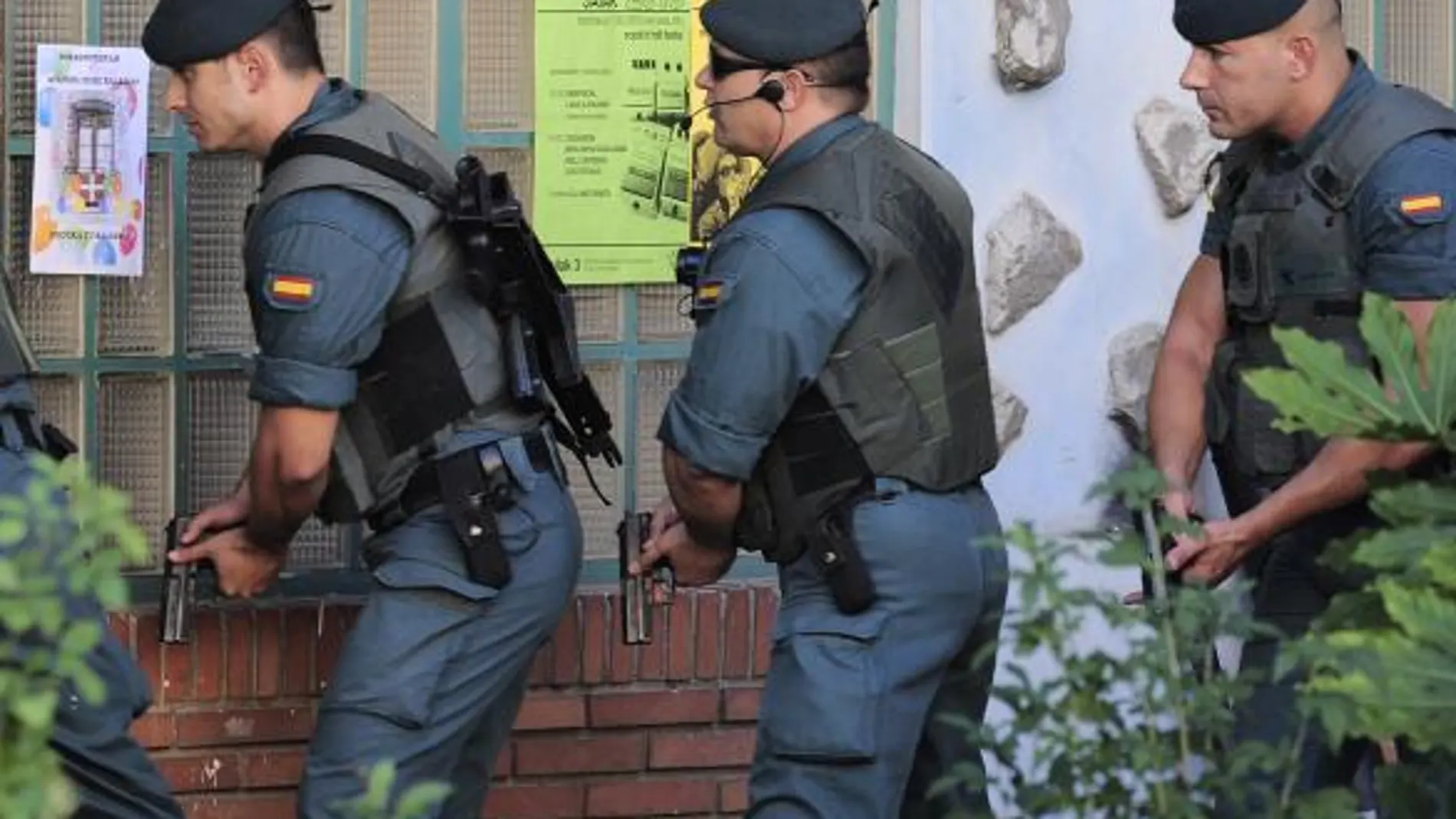 Detenidos tres miembros de un comando legal de ETA en Guipúzcoa