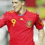 Fernando Torres celebra su gol en su regreso a los campos
