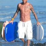 Beckham disfrutó ayer de un día de playa con sus hijos en Los Ángeles