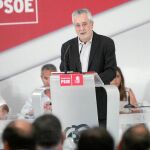 El secretario general del PSOE-A y presidente de la Junta, José Antonio Griñán, intervino en el Comité Director del partido, que se reunió en Sevilla