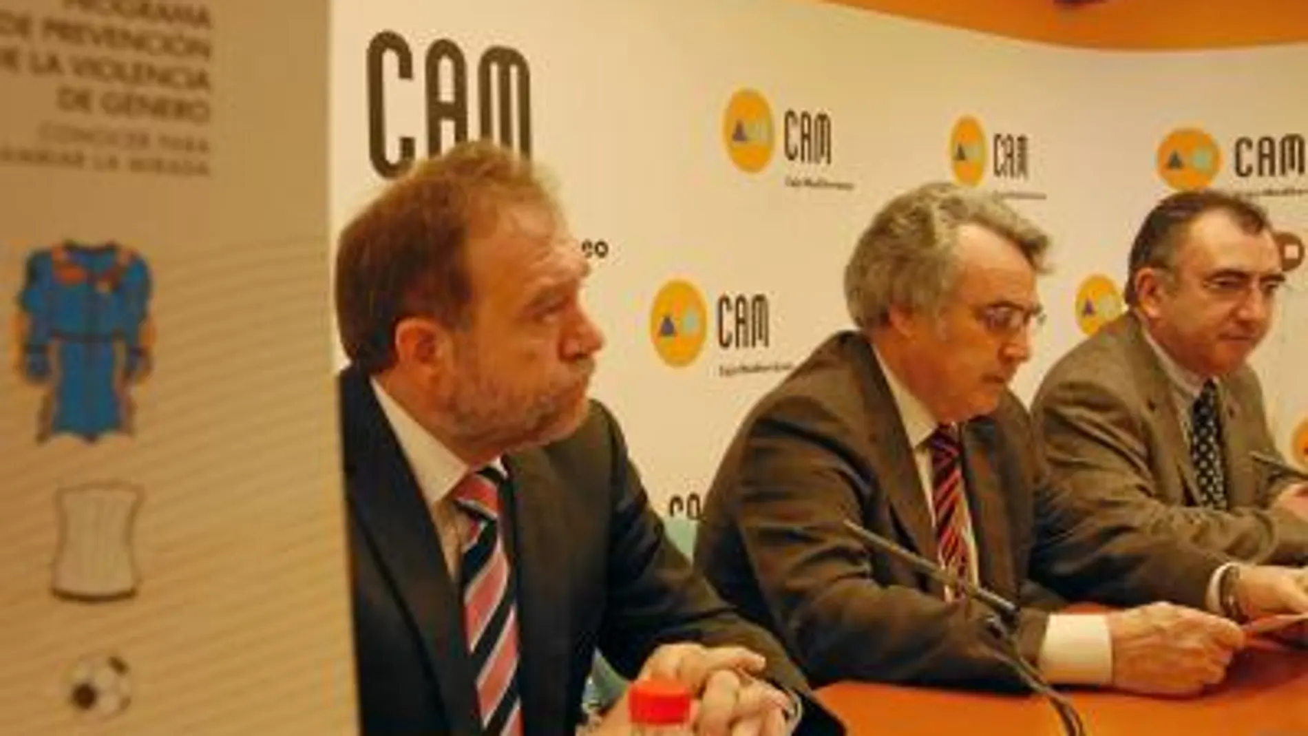 Constantino Sotoca, Ángel Martínez y Manuel Campos, en la presentación