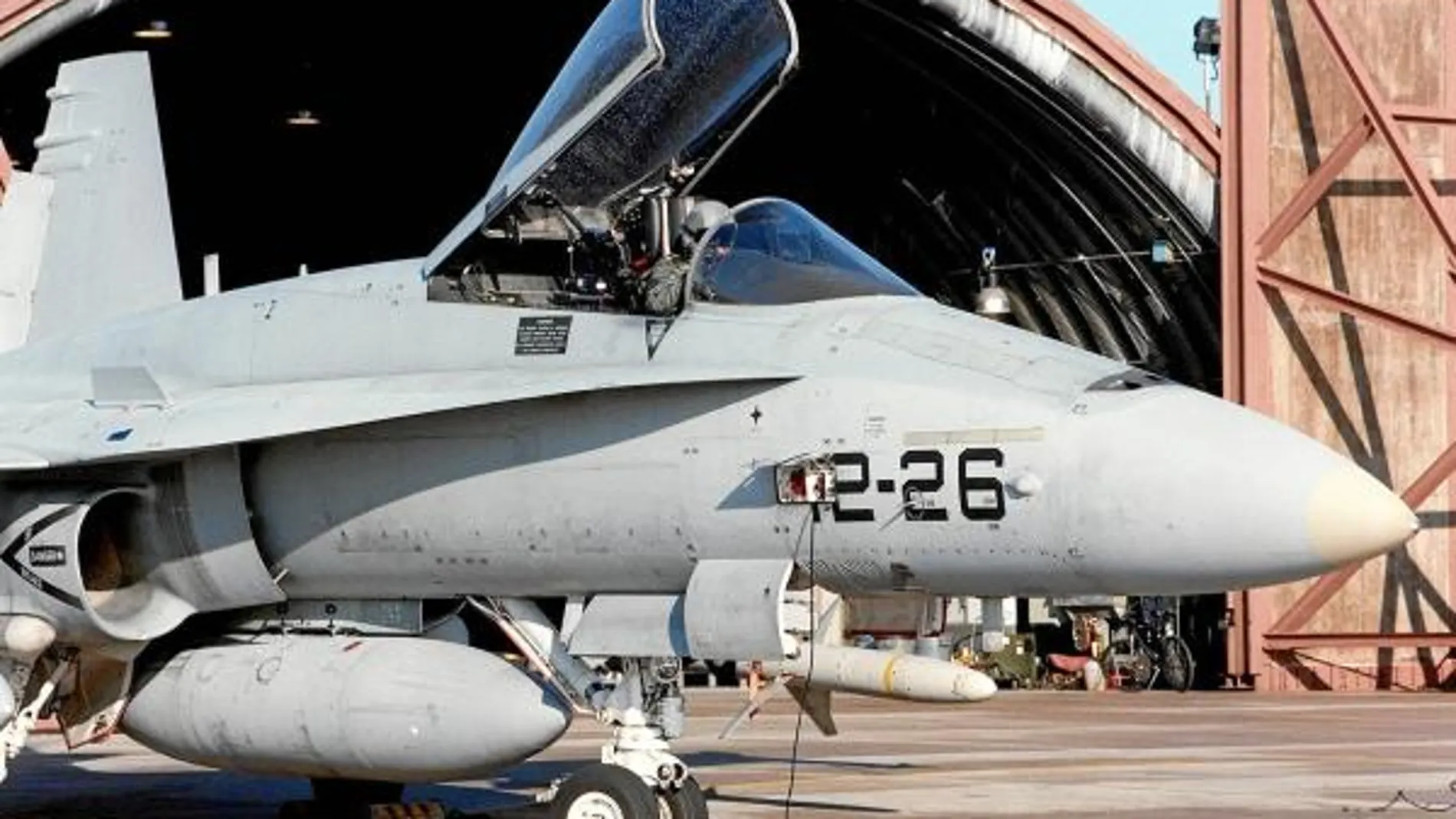 Catorce años después: mismo avión, otra guerra