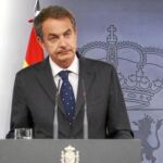 Zapatero, ayer, durante la rueda de prensa en la que anunció los cambios de Gobierno