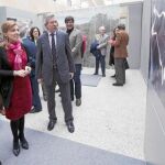 María José Salgueiro y Juan Carlos Aparicio visitan la exposición en el Museo de la Evolución Humana