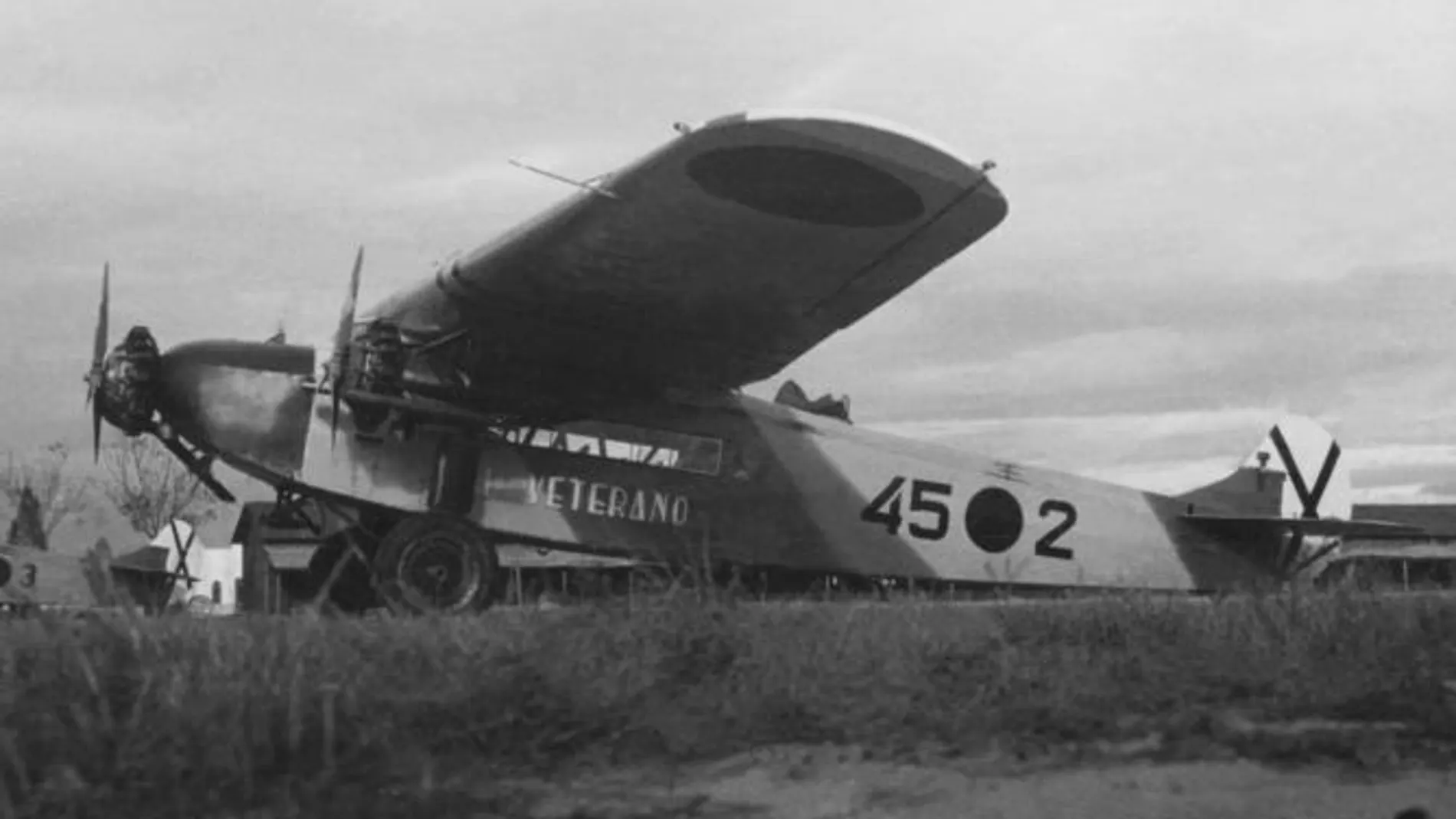 Los Fokker F-VII fueron los primeros aviones utilizados en el puente aéreo del Estrecho