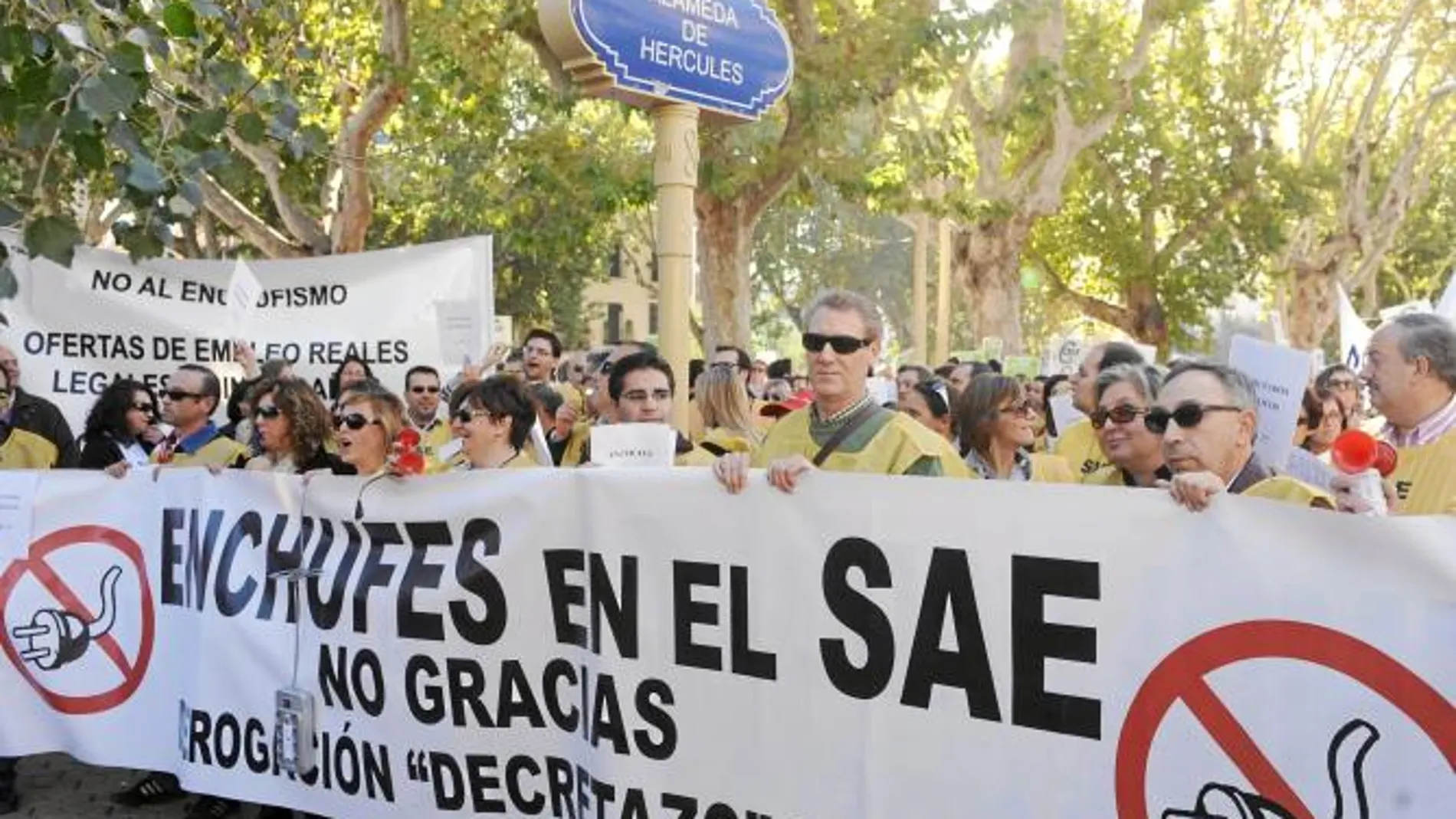 Los funcionarios han protestado en varias ocasiones por la integración del personal laboral en las agencias