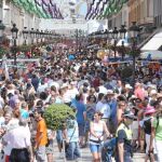 Málaga se viste con sus mejores galas para recibir a los visitantes
