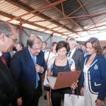 Herrera y Silvia Clemente, durante su recorrido por la Feria Agropecuaria