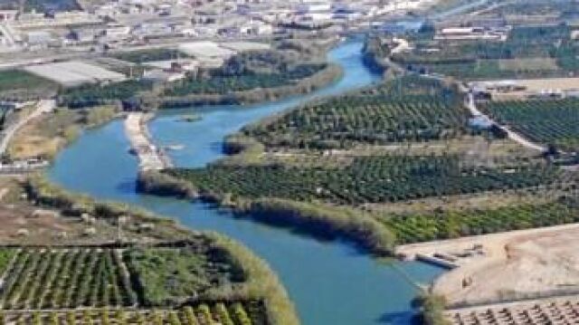 El río Júcar a su paso por Cullera, en el azud de Antella