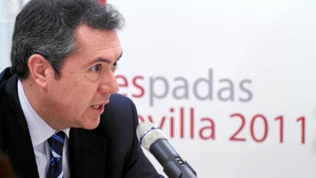 Juan Espadas agradeció la asistencia «multitudinaria» a su acto de presentación de Fibes