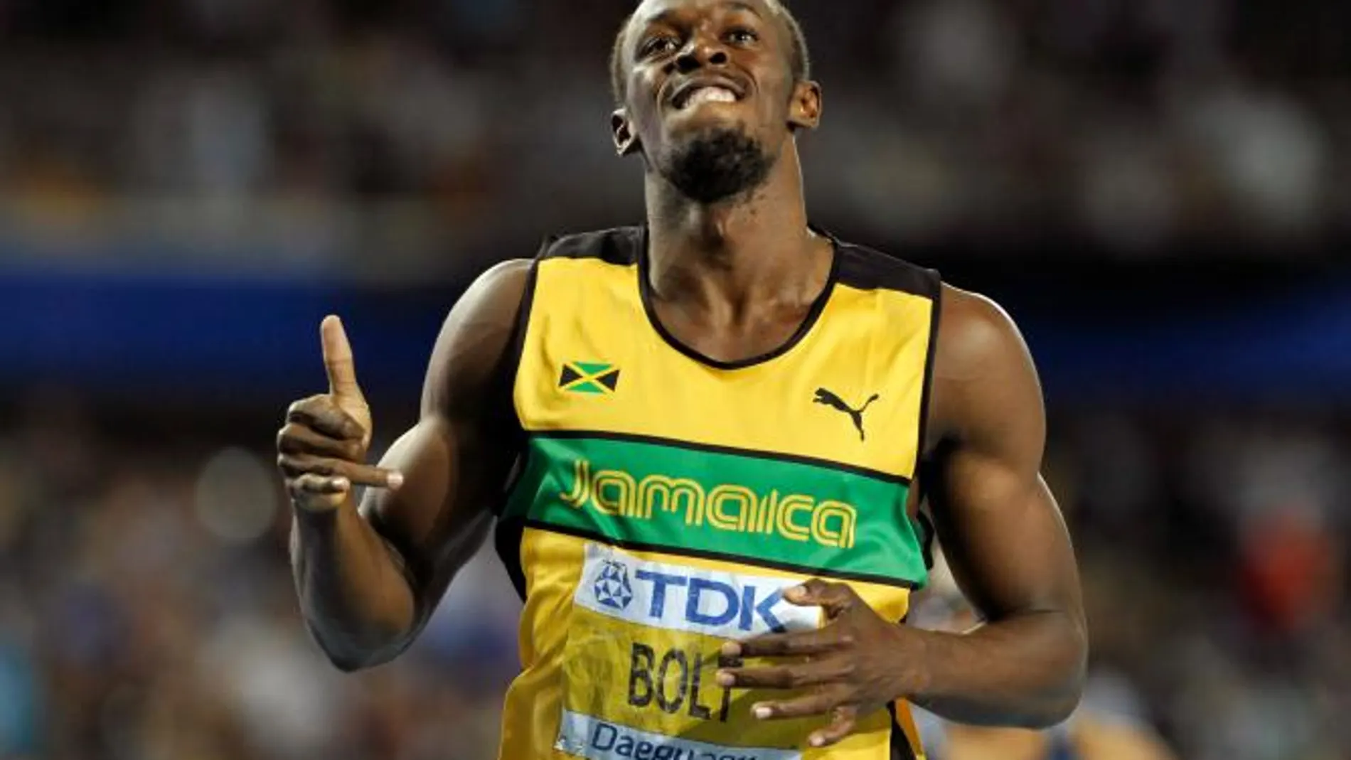 Bolt revalida su título mundial en los 200 m.