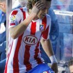 Forlán se enfadó con Quique al ser sustituido el sábado