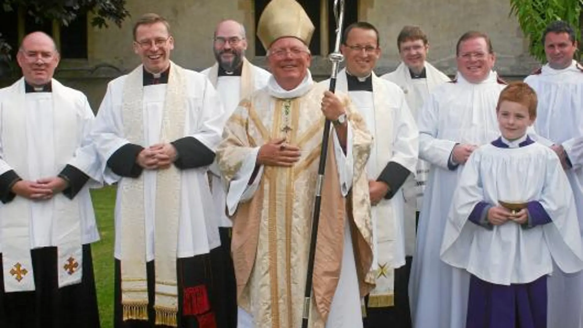 Edwin Barnes, ex obispo anglicano de Richborough, es el cuarto prelado que pasa al catolicismo este año