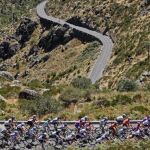El pelotón durante la Vuelta Ciclista a España de 2019
